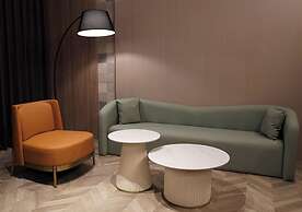 The Riverside Hotel & Motel