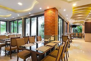 Rimnaam Klangchan Hotel