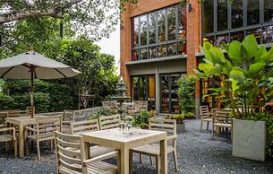 Rimnaam Klangchan Hotel