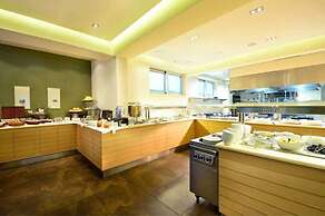 Royal Paradise Beach Resort & Spa