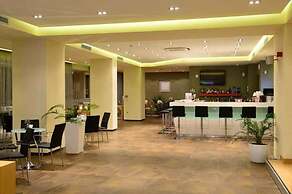 Royal Paradise Beach Resort & Spa