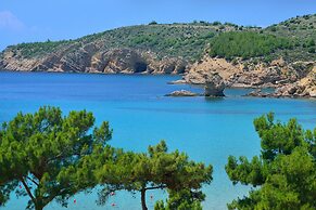 Royal Paradise Beach Resort & Spa