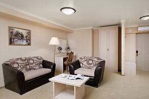 Business Hotel Kontinent