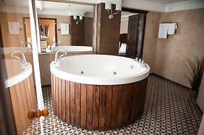 Business Hotel Kontinent