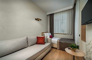 Trendy Palm Beach (Adults Only, 16+)