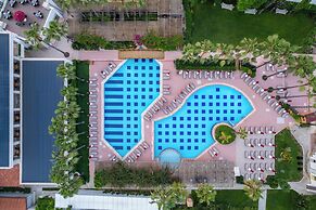 Trendy Palm Beach (Adults Only, 16+)