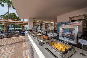 Trendy Palm Beach (Adults Only, 16+)