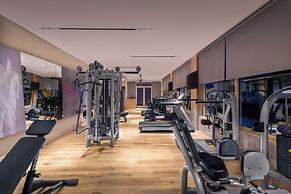 Trendy Palm Beach (Adults Only, 16+)