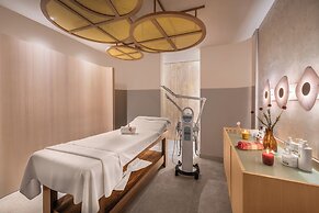 Trendy Palm Beach (Adults Only, 16+)