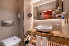 Trendy Palm Beach (Adults Only, 16+)