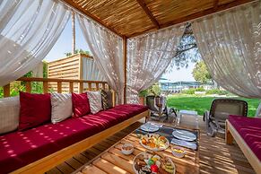 Trendy Palm Beach (Adults Only, 16+)