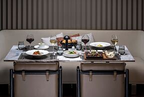 Trendy Palm Beach (Adults Only, 16+)