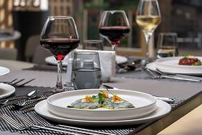 Trendy Palm Beach (Adults Only, 16+)