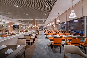Trendy Palm Beach (Adults Only, 16+)