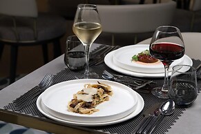 Trendy Palm Beach (Adults Only, 16+)