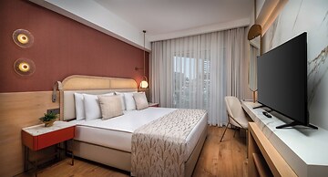 Trendy Palm Beach (Adults Only, 16+)