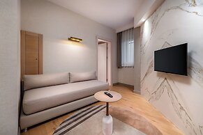 Trendy Palm Beach (Adults Only, 16+)