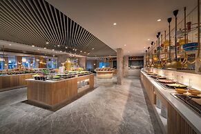 Trendy Palm Beach (Adults Only, 16+)