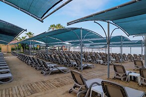 Trendy Palm Beach (Adults Only, 16+)