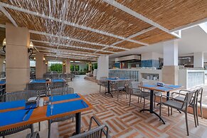 Trendy Palm Beach (Adults Only, 16+)