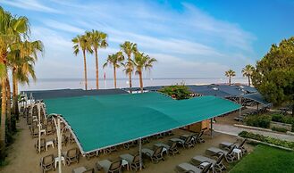 Trendy Palm Beach (Adults Only, 16+)