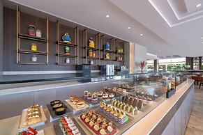 Trendy Palm Beach (Adults Only, 16+)