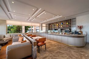 Trendy Palm Beach (Adults Only, 16+)