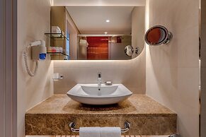 Trendy Palm Beach (Adults Only, 16+)