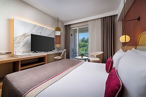 Trendy Palm Beach (Adults Only, 16+)