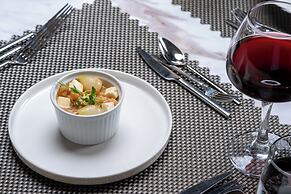 Trendy Palm Beach (Adults Only, 16+)