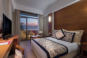 Trendy Side Beach (Adults Only, 16+)