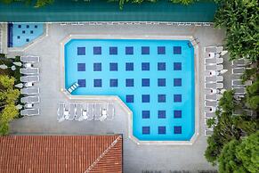 Trendy Side Beach (Adults Only, 16+)