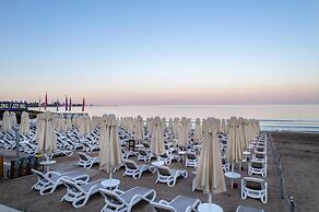 Trendy Side Beach (Adults Only, 16+)