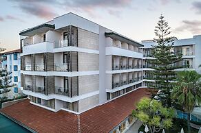 Trendy Side Beach (Adults Only, 16+)