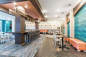 Marina Bay Hotel & Suites, Ascend Hotel Collection