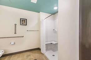 Marina Bay Hotel & Suites, Ascend Hotel Collection