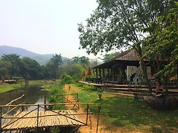 Pai River Corner Resort