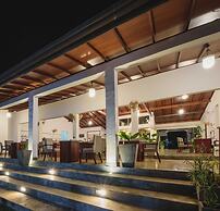 Hotel Wewa Addara