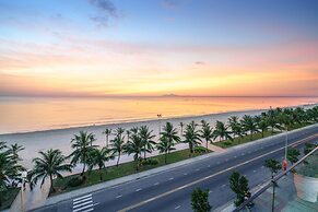 Serene Beach Hotel Danang