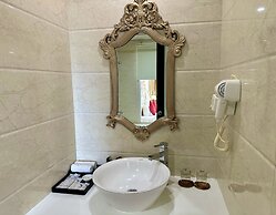 Serene Beach Hotel Danang