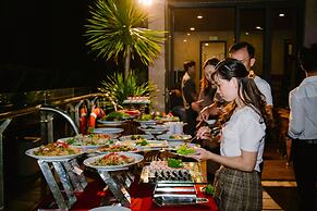 Serene Beach Hotel Danang