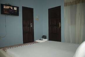 Adinkra Lodge