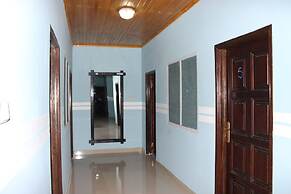Adinkra Lodge