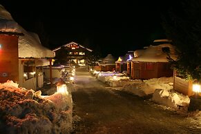 DalaiLama Village