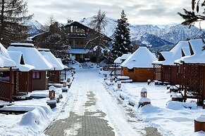 DalaiLama Village