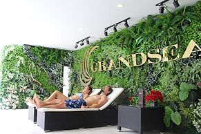 Grand Sea Hotel