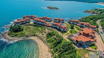 Saint Thomas Holiday Village