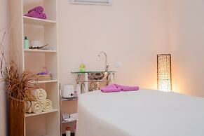 Saint Thomas Holiday Village