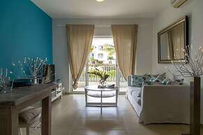 Los Flamencos Aparthotel