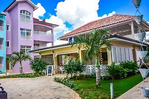 Los Flamencos Aparthotel